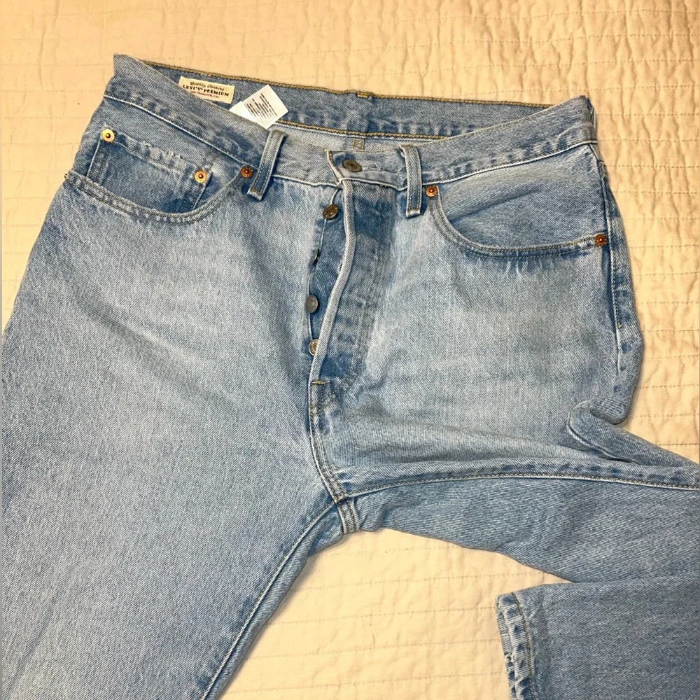 Levi’s Straight Leg - Picture 4 of 5